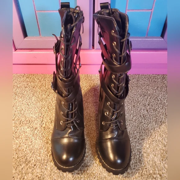 Hot Black Leather Boots Side Zip Buckle Strap Chunky High Heel with Studs Size 8 - Picture 11 of 13